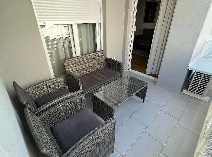 New Loris Apartment *