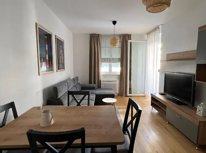 New Loris Apartment